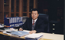 “做企业就像爬山”——访米兰体育董事长李建华